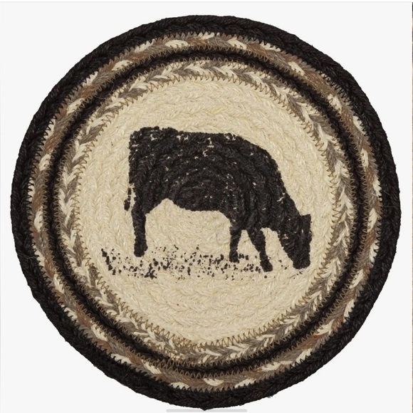 Farmhouse Cow Jute Trivet - Picture 1 of 3